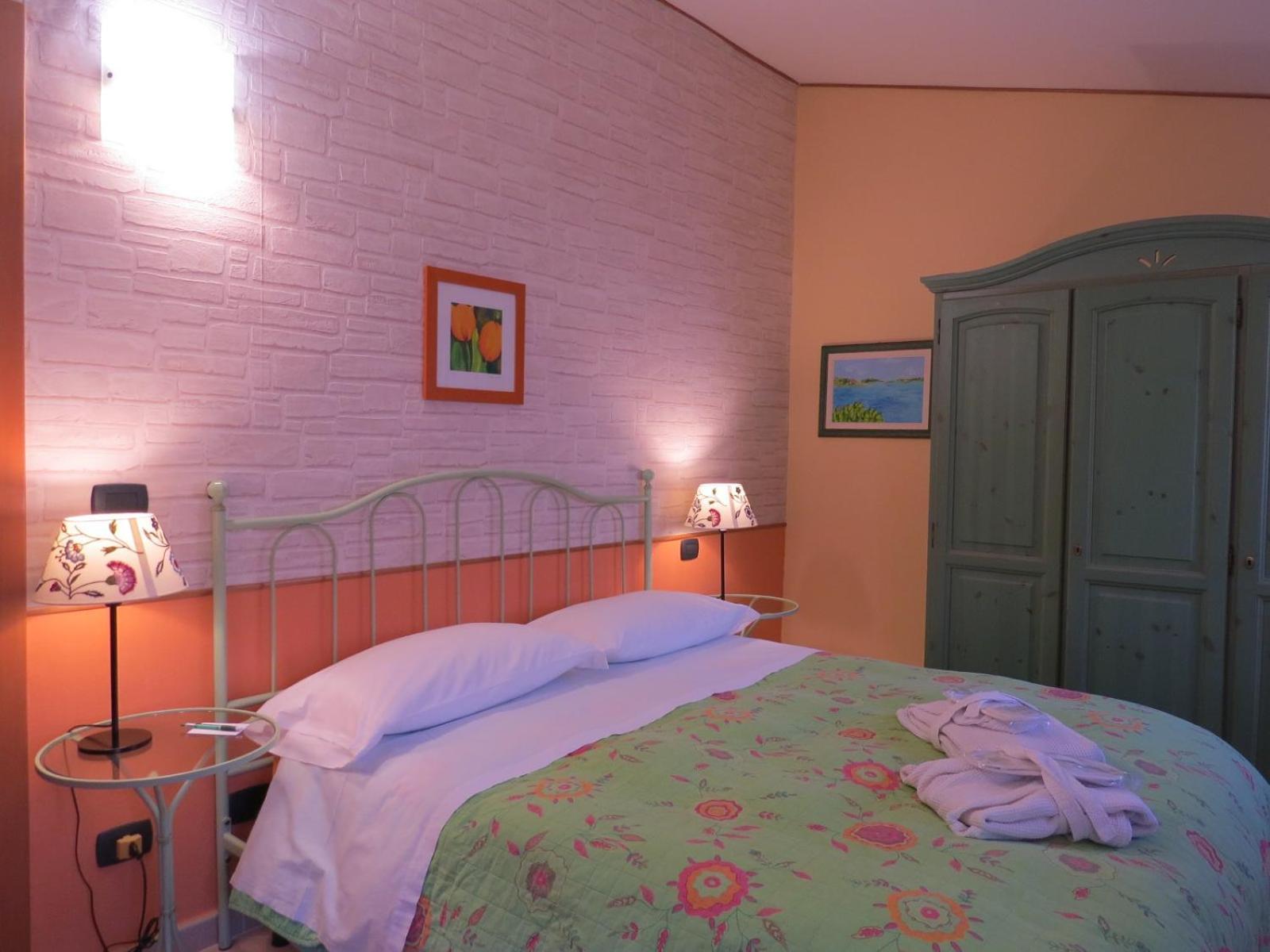 B&B Dei Doria & Suite Dolceacqua Εξωτερικό φωτογραφία